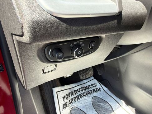 Used 2020 GMC Terrain SLT w/ Preferred Package image 22