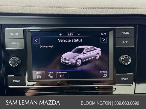 Used 2024 Volkswagen Jetta SE image 14