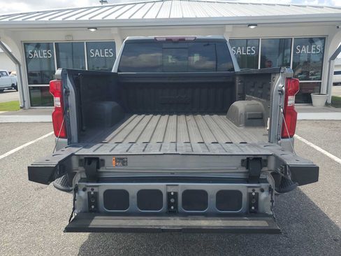 Used 2023 Chevrolet Silverado 1500 High Country w/ High Country Premium Package AWD/4WD image 7