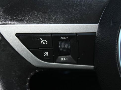 Used 2011 Chevrolet Camaro LT RWD image 21