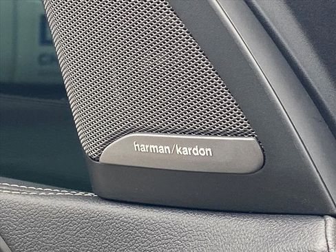 Used 2022 BMW X5 M50i w/ Executive Package image 20