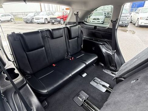 Used 2019 Toyota Highlander XLE image 17