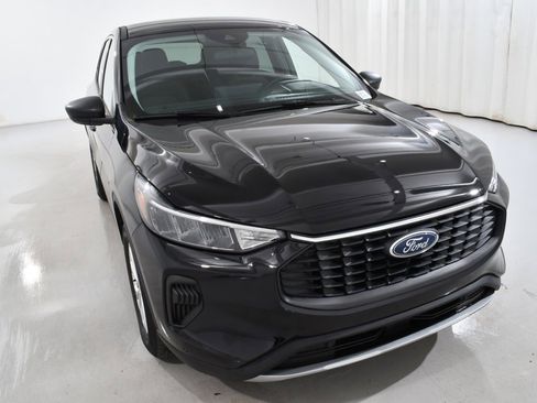 Used 2023 Ford Escape Active w/ Tech Pack #1 image 4