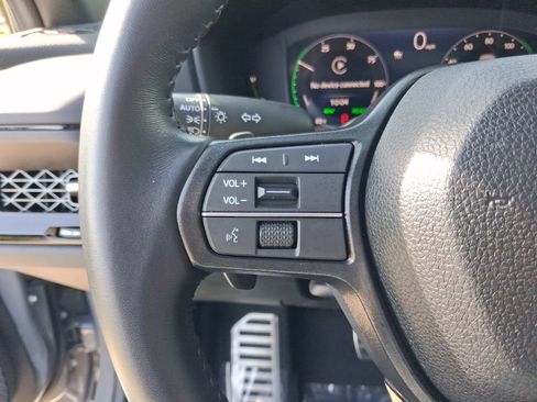 Used 2025 Honda Accord Sport image 19