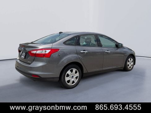 Used 2013 Ford Focus S FWD image 3