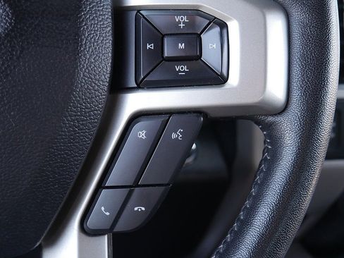 Used 2020 Ford F150 Lariat AWD/4WD image 34