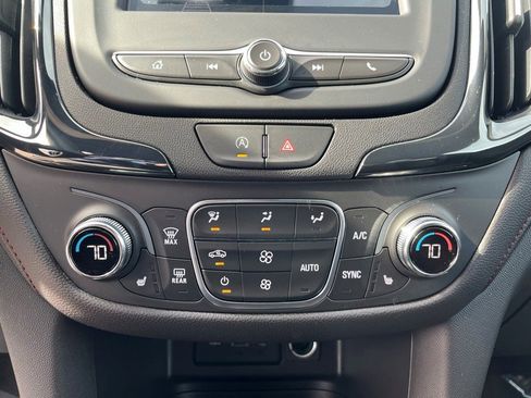 Certified 2024 Chevrolet Equinox RS image 21