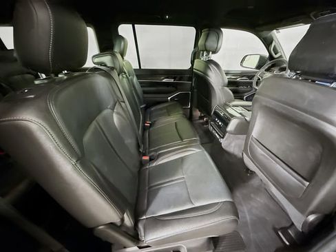 Used 2022 Jeep Wagoneer Series I image 29