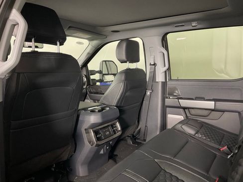 New 2026 Ford F250 Lariat w/ Black Appearance Package AWD/4WD image 15