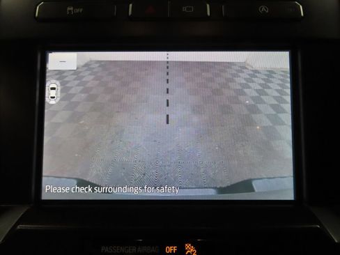 Used 2020 Ford F150 Platinum w/ Equipment Group 701A Luxury AWD/4WD image 18
