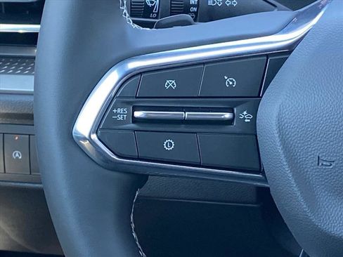 New 2026 Chevrolet Traverse LT w/ Driver Confidence Package image 8