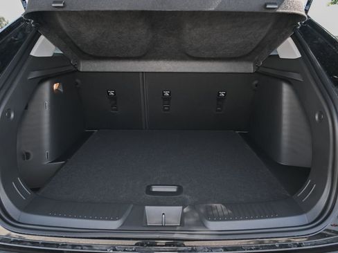 New 2026 Chevrolet Trax LT w/ Sunroof Package FWD image 33