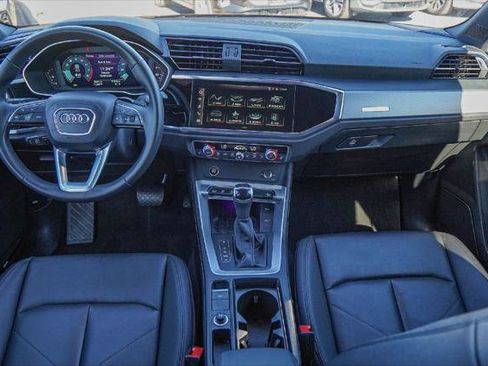 Certified 2025 Audi Q3 2.0T Premium Plus w/ Premium Plus Package AWD/4WD image 25