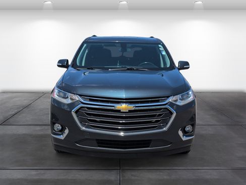 Used 2021 Chevrolet Traverse LT FWD image 6