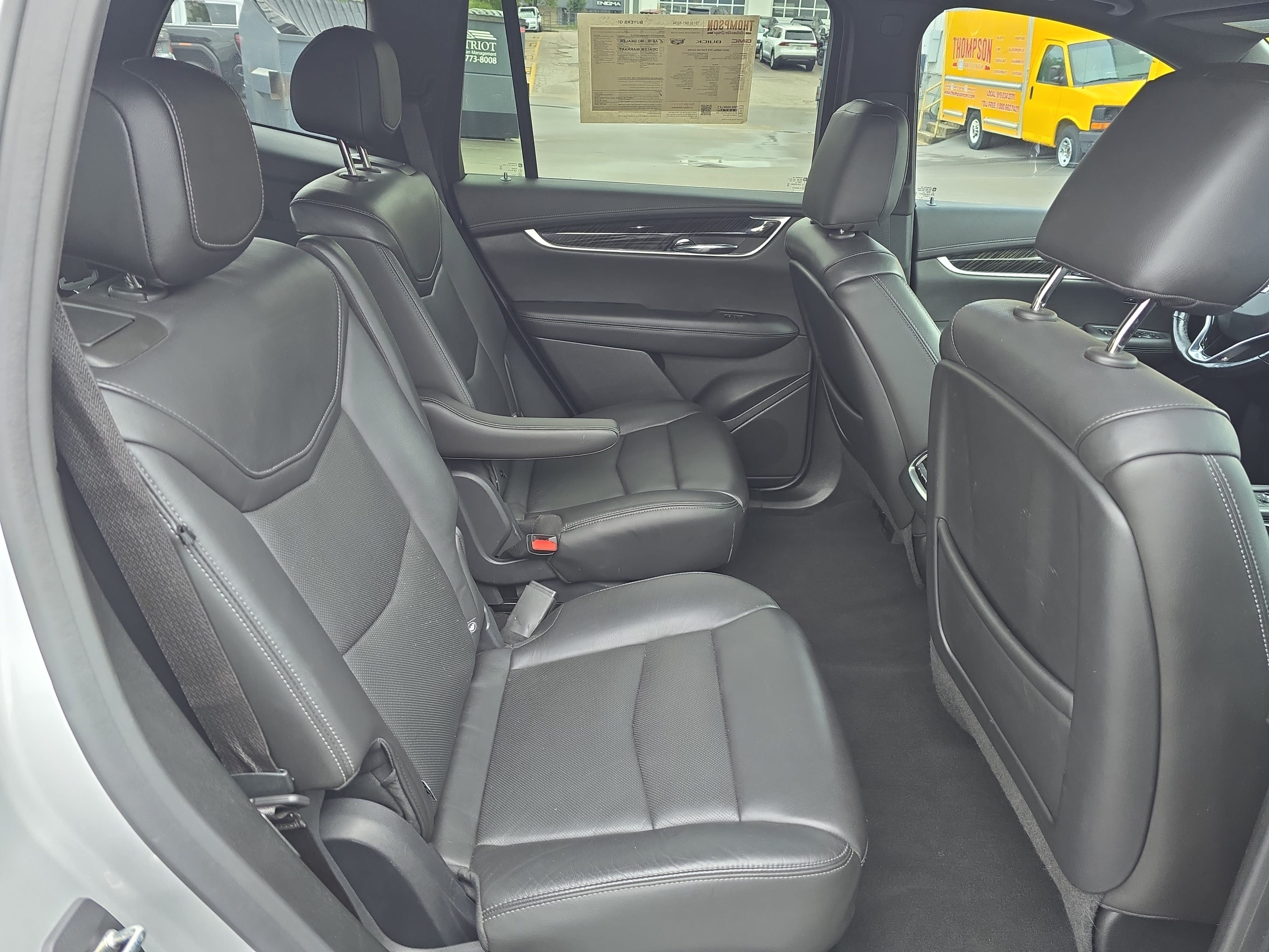 Used 2020 Cadillac XT6 Premium Luxury FWD image 11