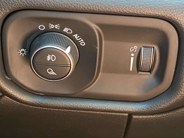 Used 2025 RAM 2500 Tradesman AWD/4WD image 20