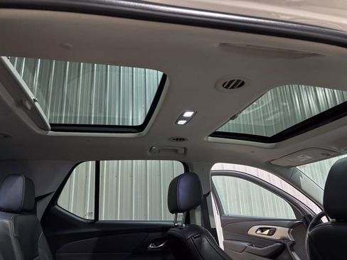 Used 2020 Chevrolet Traverse LT w/ LPO, Midnight Edition image 30