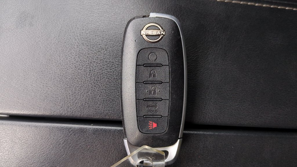 Used 2025 Nissan Rogue SV FWD image 26