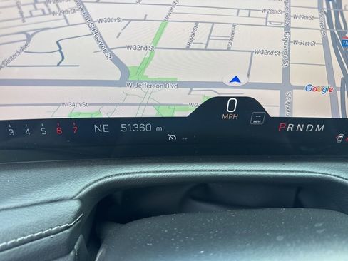 Used 2024 Cadillac XT4 Premium Luxury FWD image 9