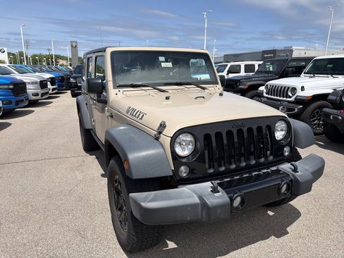 Used 2016 Jeep Wrangler Unlimited Sport AWD/4WD image 15