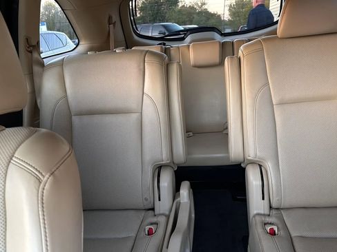 Used 2016 Toyota Highlander Limited Platinum image 9