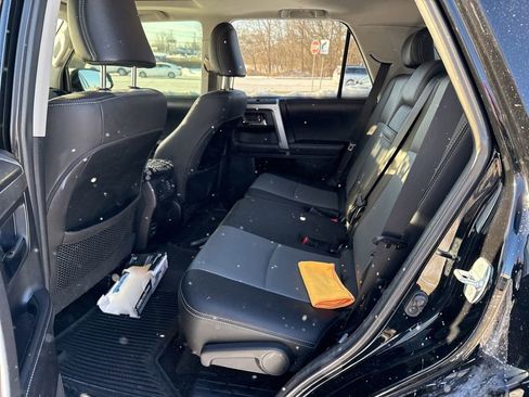 Used 2019 Toyota 4Runner SR5 Premium image 13