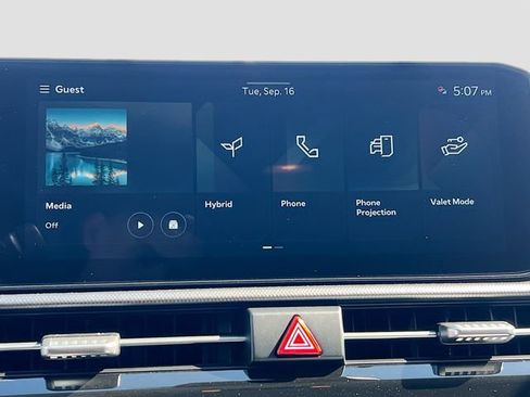 New 2026 Kia Sportage LX image 14