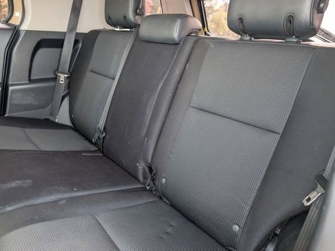 Used 2013 Toyota FJ Cruiser 2WD image 25