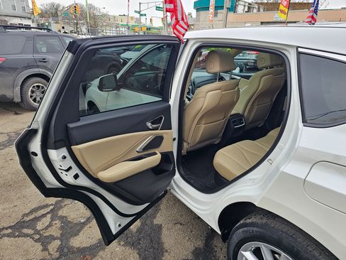 Used 2019 Acura RDX AWD image 10