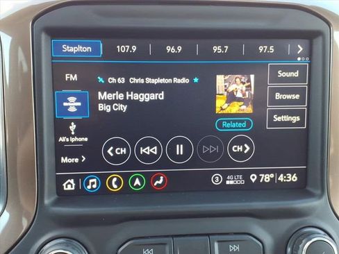 Used 2020 Chevrolet Silverado 1500 High Country w/ Technology Package image 8