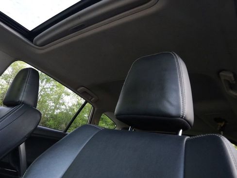 Used 2016 Toyota RAV4 Limited FWD image 13