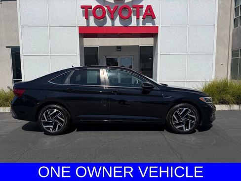 Used 2024 Volkswagen Jetta SEL FWD image 8