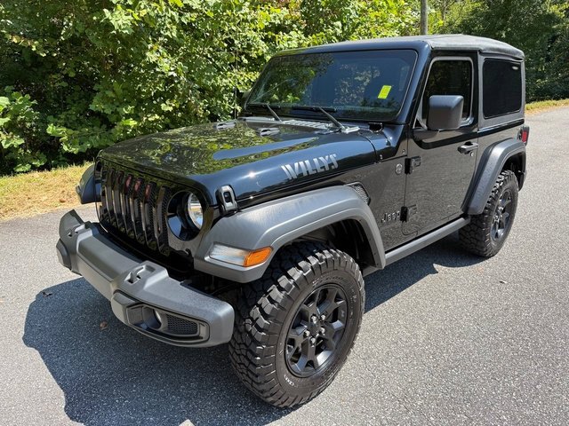 Used 2023 Jeep Wrangler Sport AWD/4WD image 2