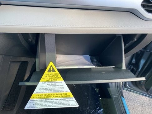 New 2025 Volkswagen Taos SE image 53