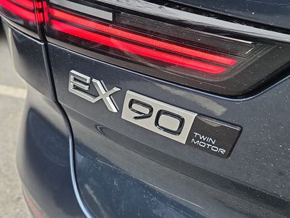 New 2025 Volvo EX90 Plus w/ Protection Package Premier