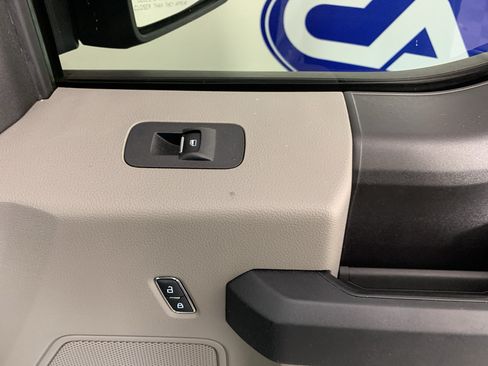 Used 2019 Ford F150 XL w/ Equipment Group 101A Mid AWD/4WD image 36