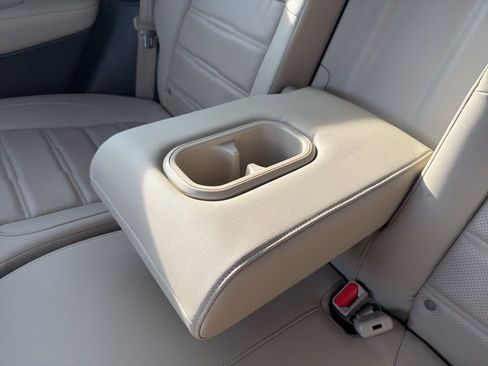 Certified 2022 Honda CR-V Touring image 38