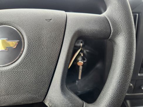 New 2024 Chevrolet Express 3500 w/ Power Convenience Package image 29