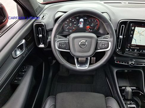 Used 2021 Volvo XC40 T5 R-Design w/ Advanced Package image 13