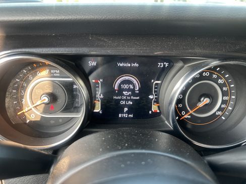 Used 2023 Jeep Wrangler Unlimited Sport AWD/4WD image 16