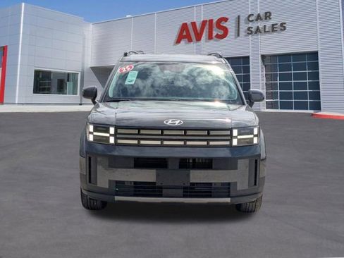 Used 2025 Hyundai Santa Fe SEL AWD/4WD image 2