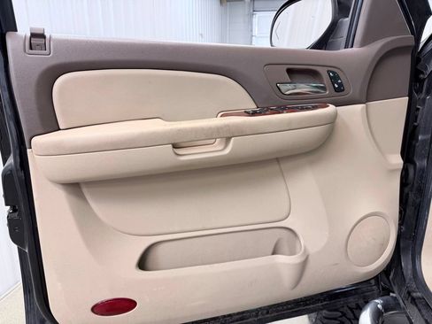 Used 2009 GMC Sierra 2500 SLT w/ SLT Convenience Package AWD/4WD image 9