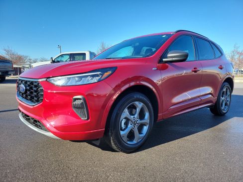 Used 2024 Ford Escape ST-Line w/ Tech Pack #1 image 2