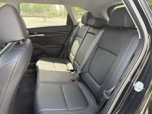 Certified 2025 Kia Seltos EX FWD image 32