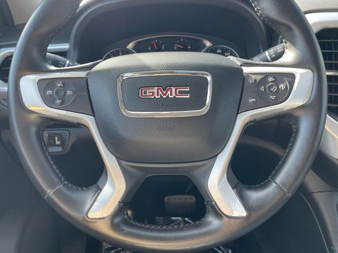 Used 2019 GMC Acadia SLT w/ Black Edition image 13
