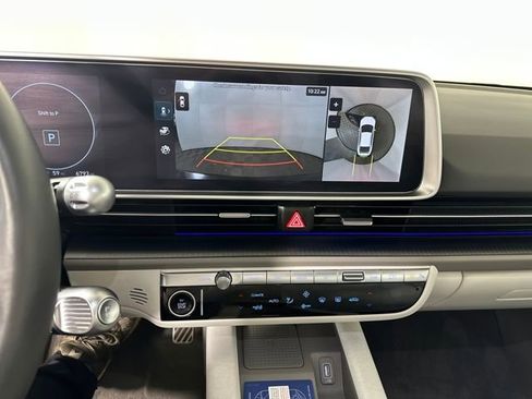 Used 2024 Hyundai Ioniq 6 Limited image 22