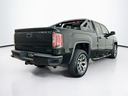 Used 2017 GMC Sierra 1500 SLT AWD/4WD image 9