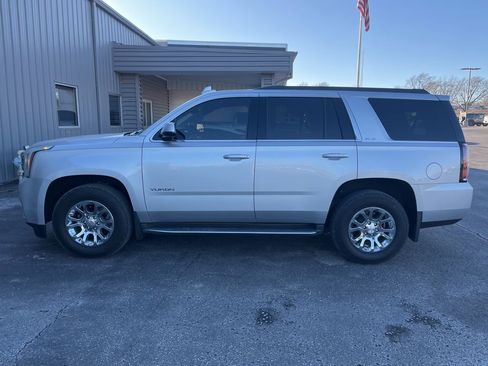 Used 2016 GMC Yukon SLE w/ HD Trailering Package image 5