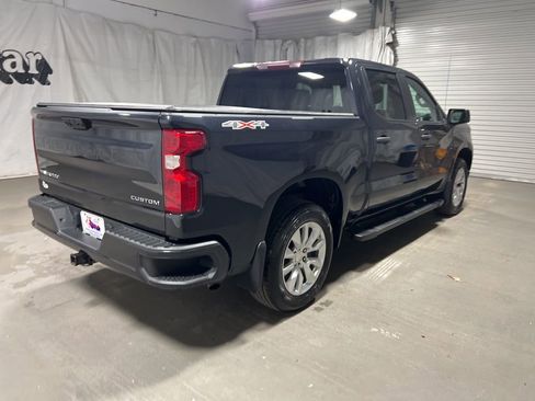 Used 2023 Chevrolet Silverado 1500 Custom image 7