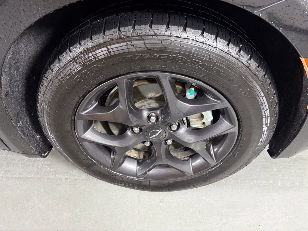 Used 2020 Chrysler Pacifica Touring-L Plus FWD image 11